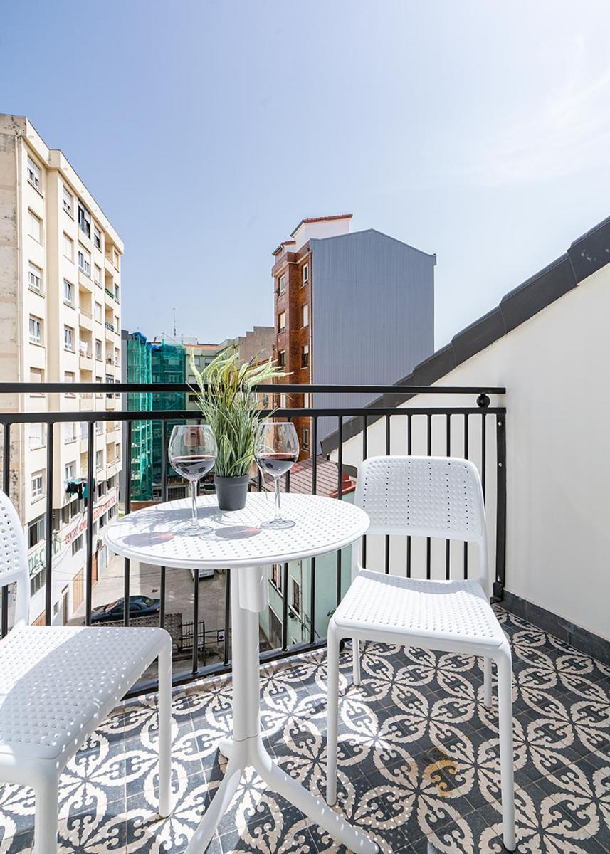 Alojamientos Turisticos Con Terraza En Santander Lapera Luaran gambar